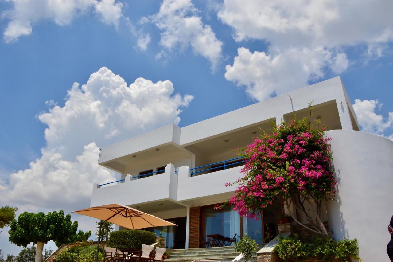 Beach House Set In A Beautiful Bay Karystos  Exterior photo