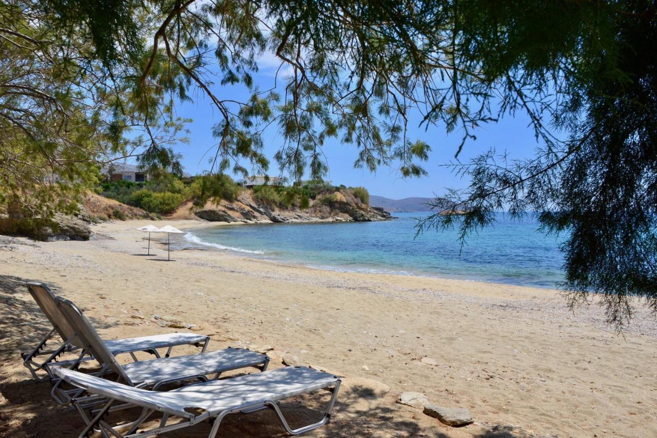 Beach House Set In A Beautiful Bay Karystos  Exterior photo