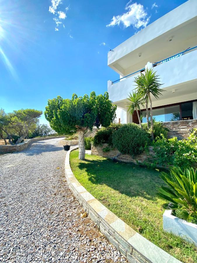 Beach House Set In A Beautiful Bay Karystos  Exterior photo